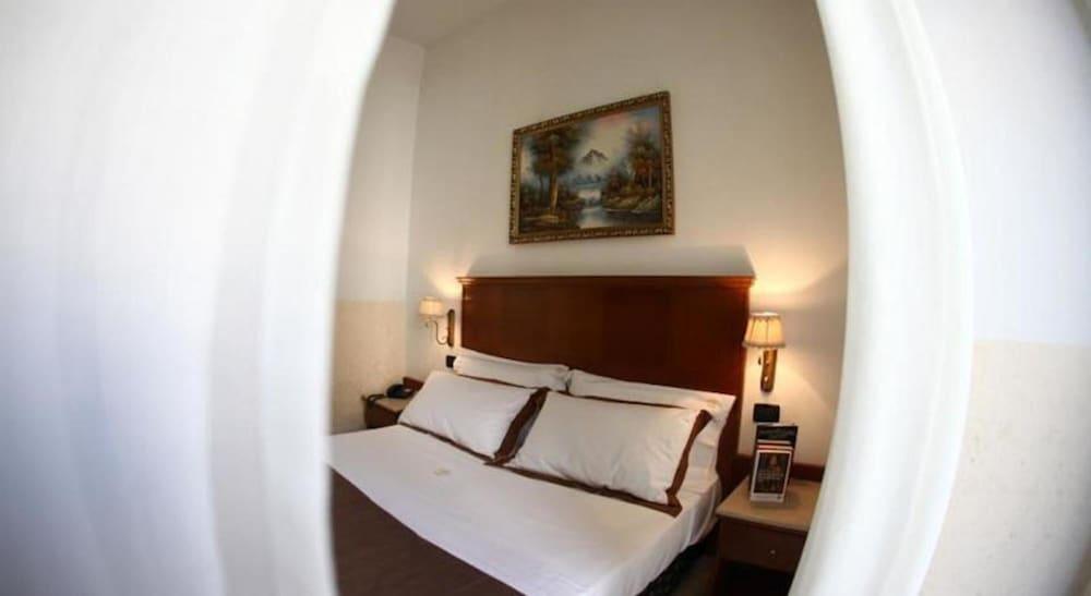Garibaldi Suite Nápoles Exterior foto