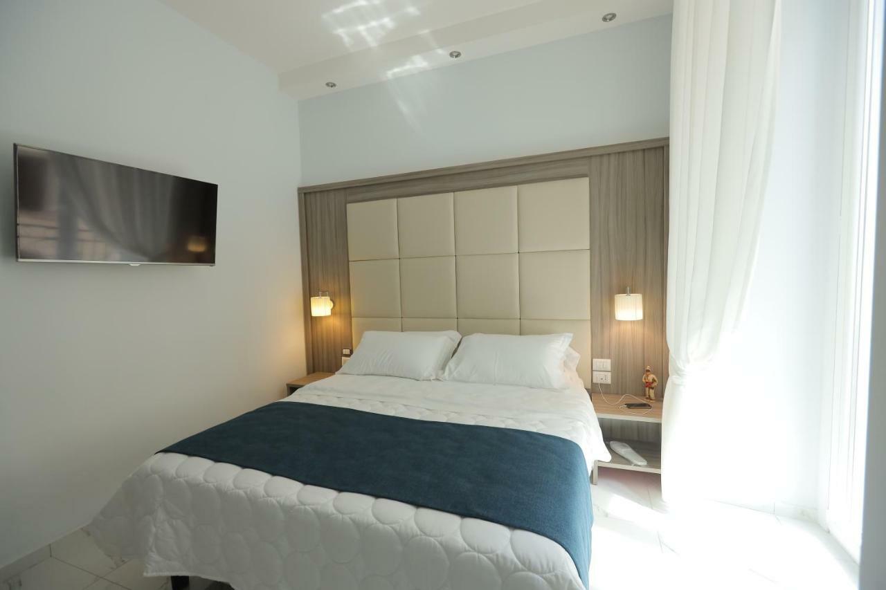 Garibaldi Suite Nápoles Exterior foto